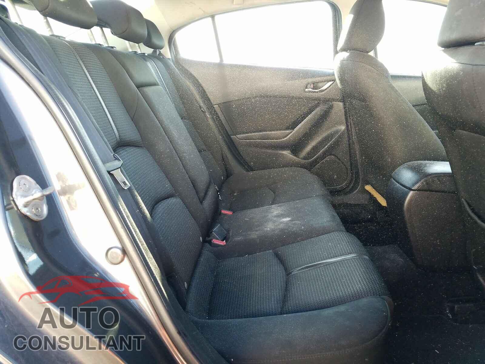 MAZDA 3 2017 - 3MZBN1U76HM100990