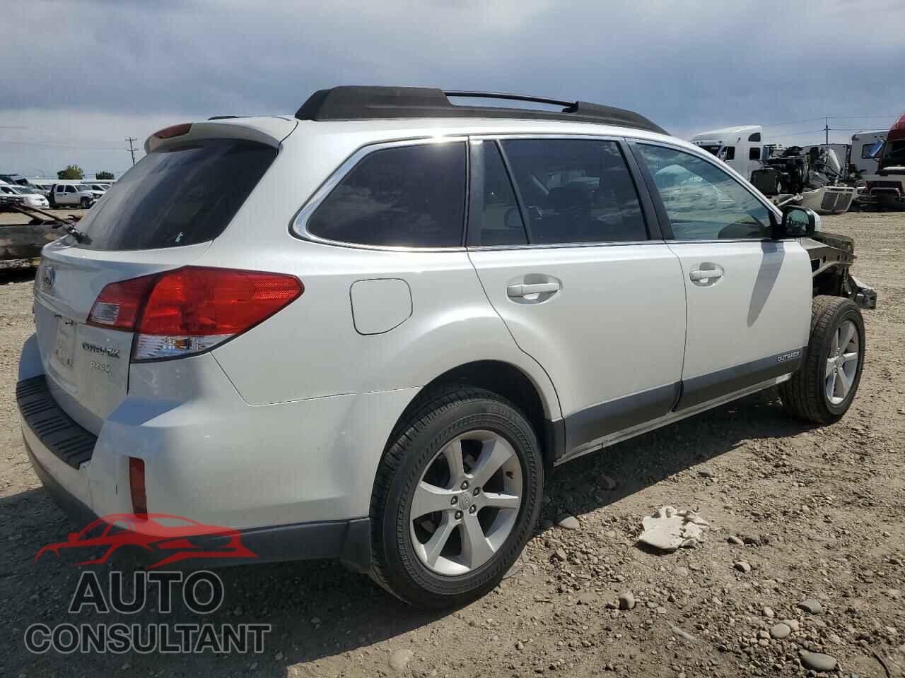 SUBARU OUTBACK 2013 - 4S4BRBCC3D3230664