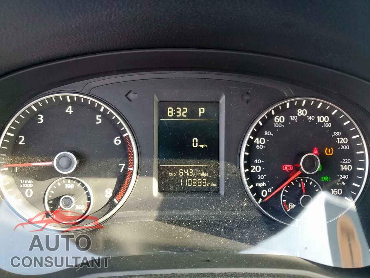 VOLKSWAGEN PASSAT 2014 - 1VWAT7A33EC090583