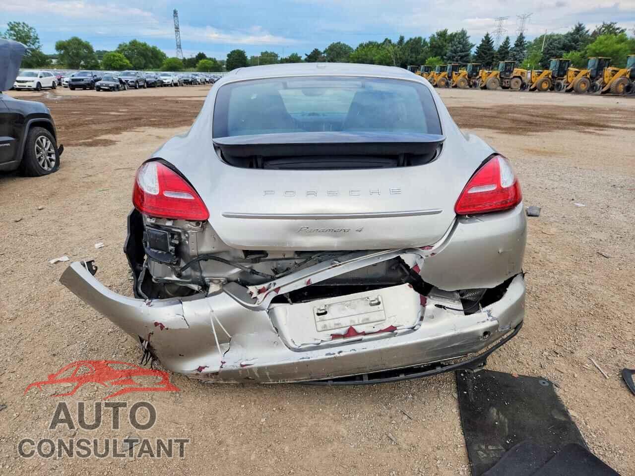 PORSCHE PANAMERA 2013 - WP0AA2A74DL017381