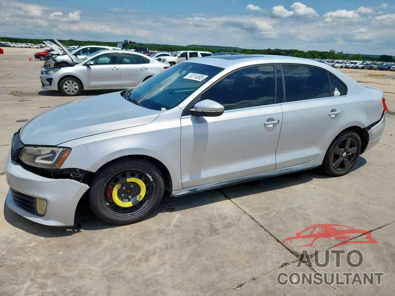 VOLKSWAGEN JETTA 2013 - 3VW467AJ4DM232794