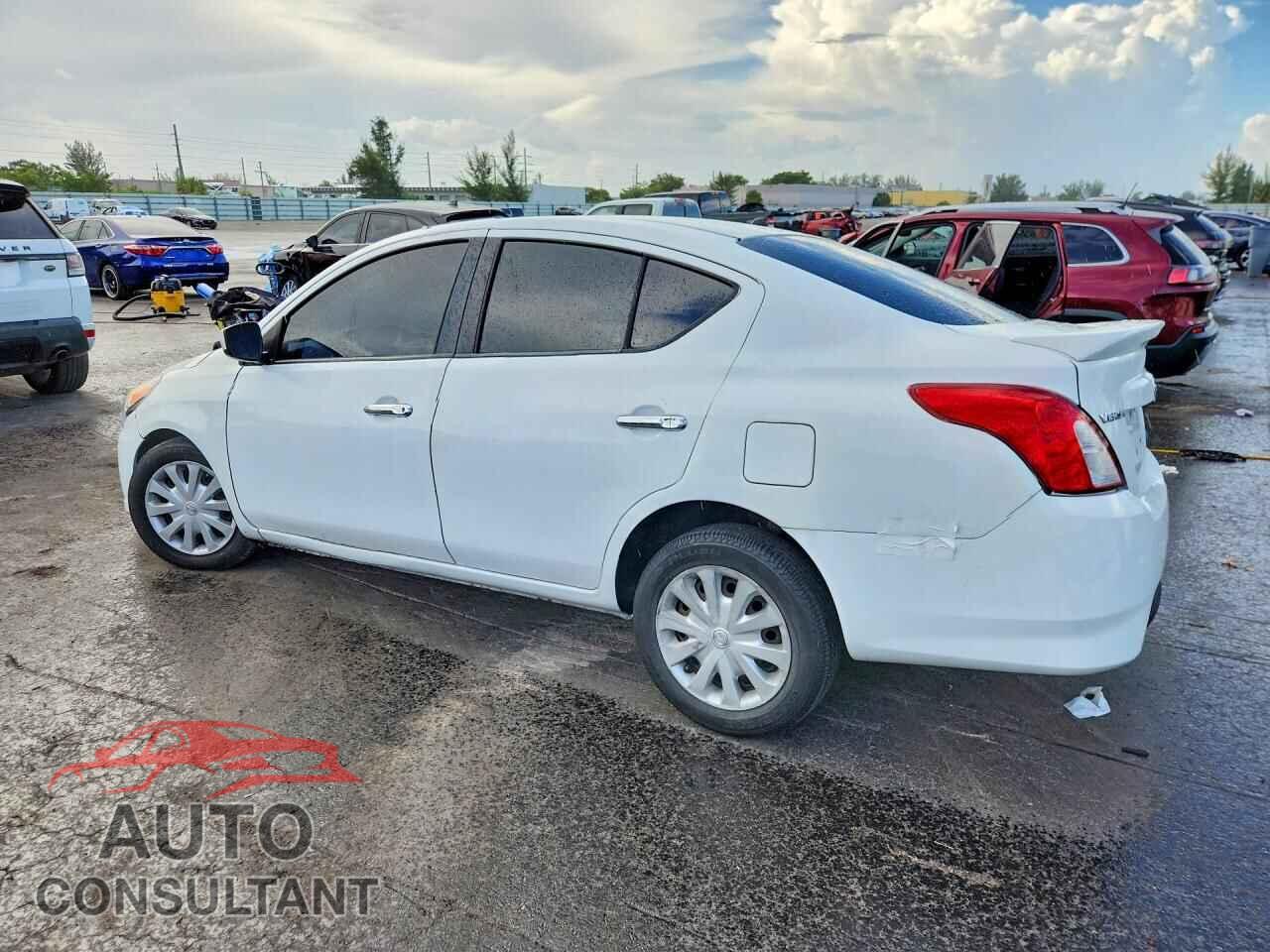 NISSAN VERSA 2016 - 3N1CN7AP5GL848233
