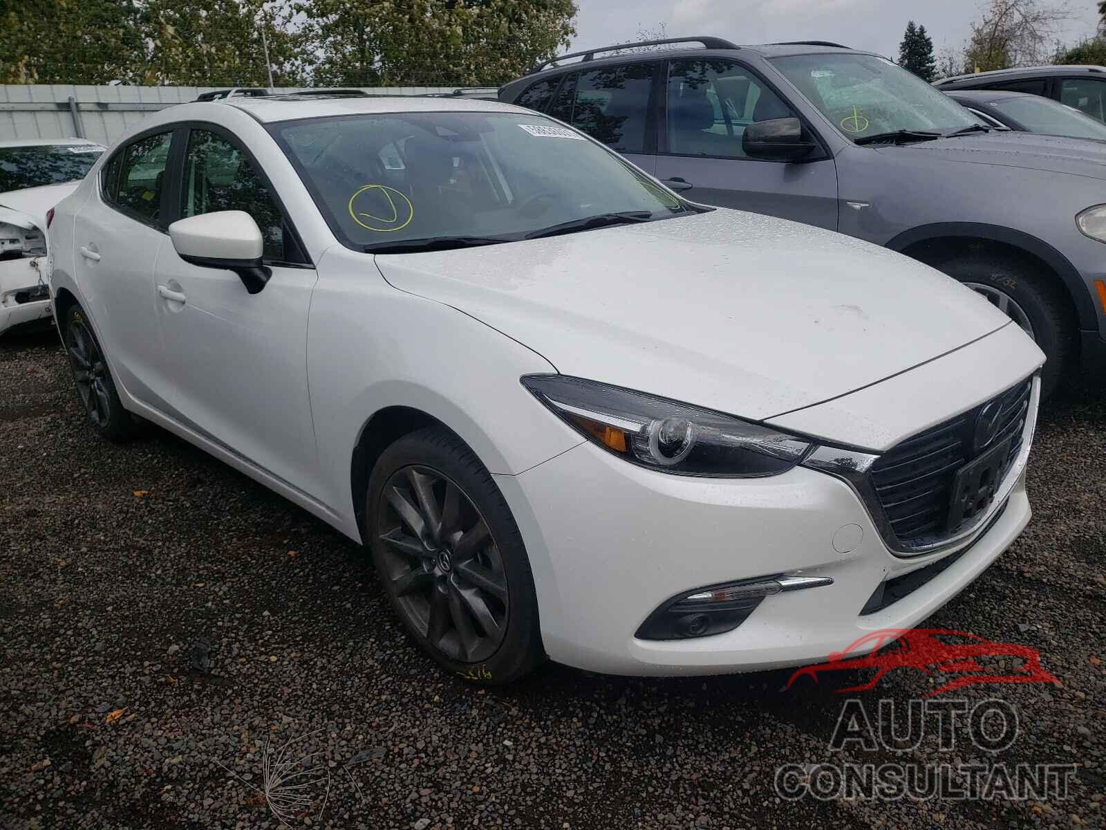 MAZDA 3 2018 - 3MZBN1W30JM176916