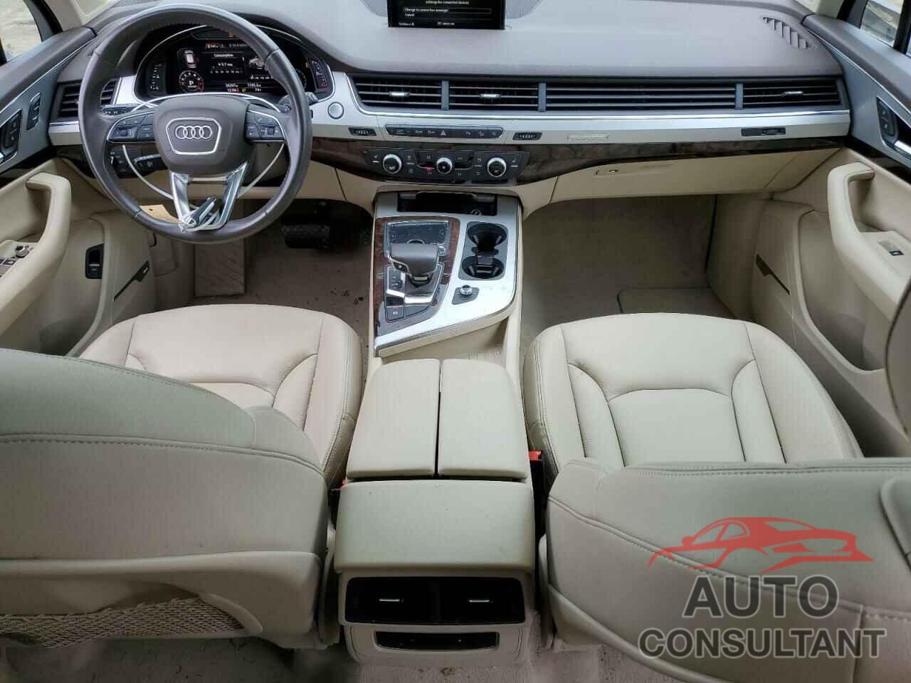 AUDI Q7 2019 - WA1LHAF77KD035639