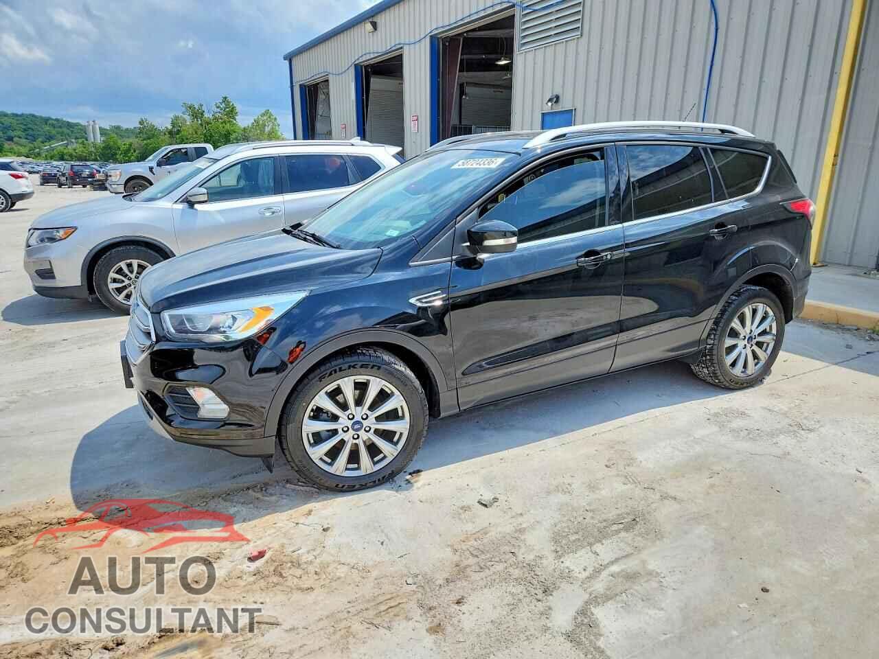 FORD ESCAPE 2017 - 1FMCU0JD8HUB52644