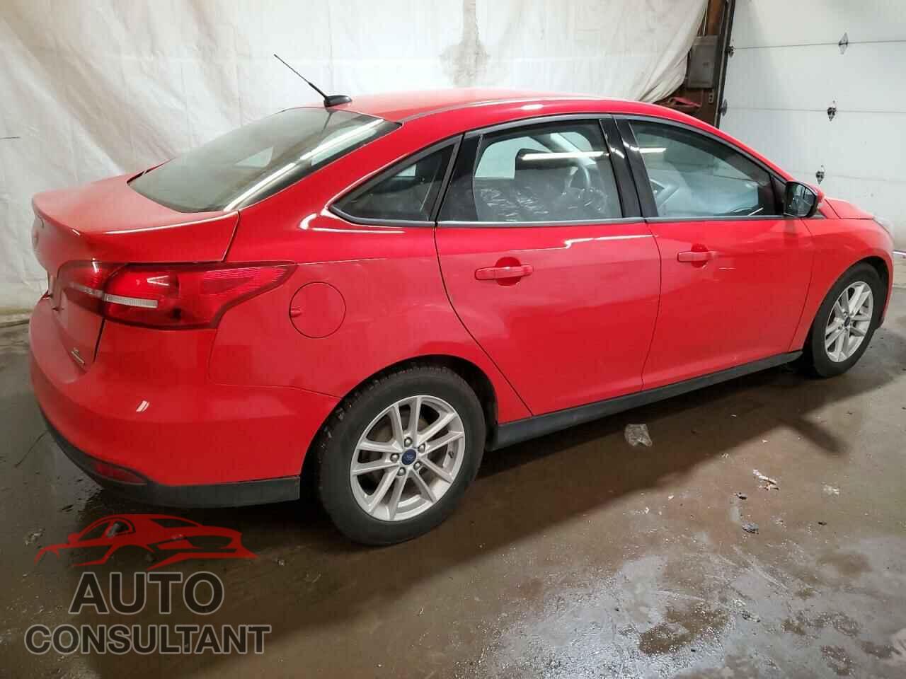 FORD FOCUS 2015 - 1FADP3F20FL205273