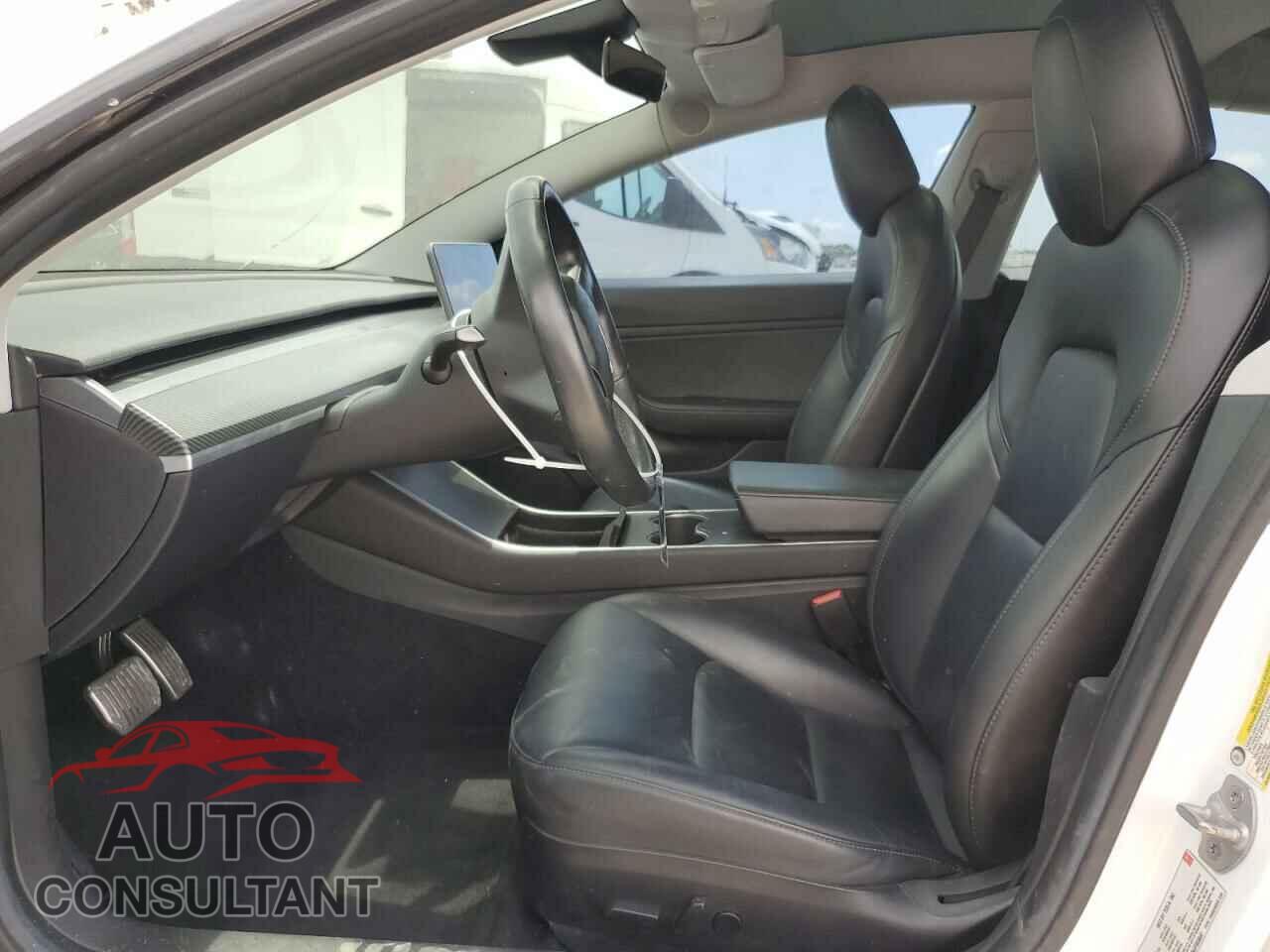 TESLA MODEL 3 2018 - 5YJ3E1EA4JF053647