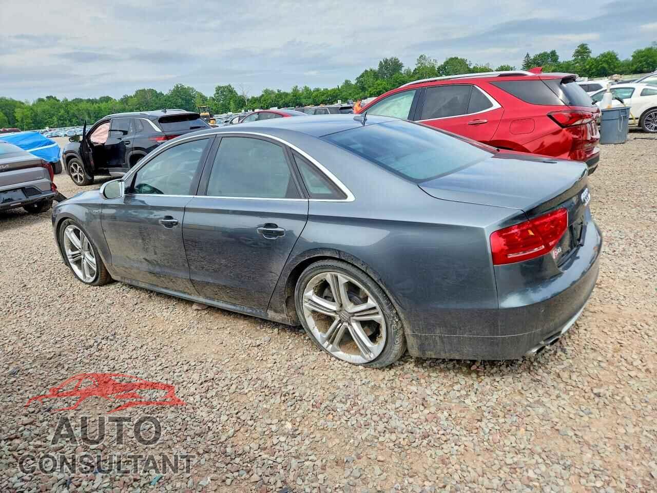 AUDI S8 2013 - WAUD2AFD4DN022682