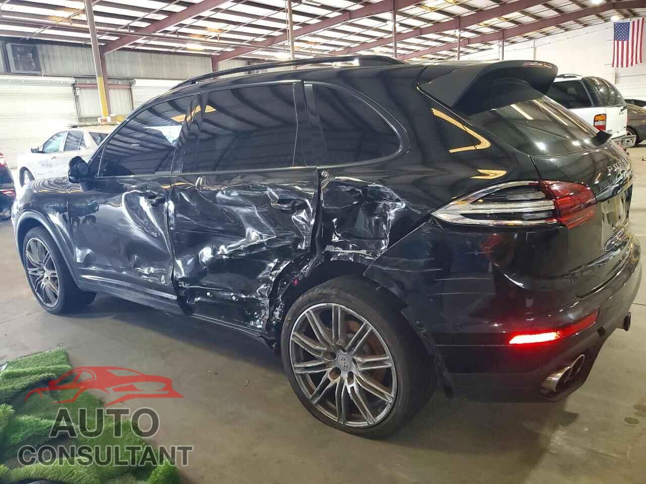 PORSCHE CAYENNE 2016 - WP1AB2A2XGLA94521