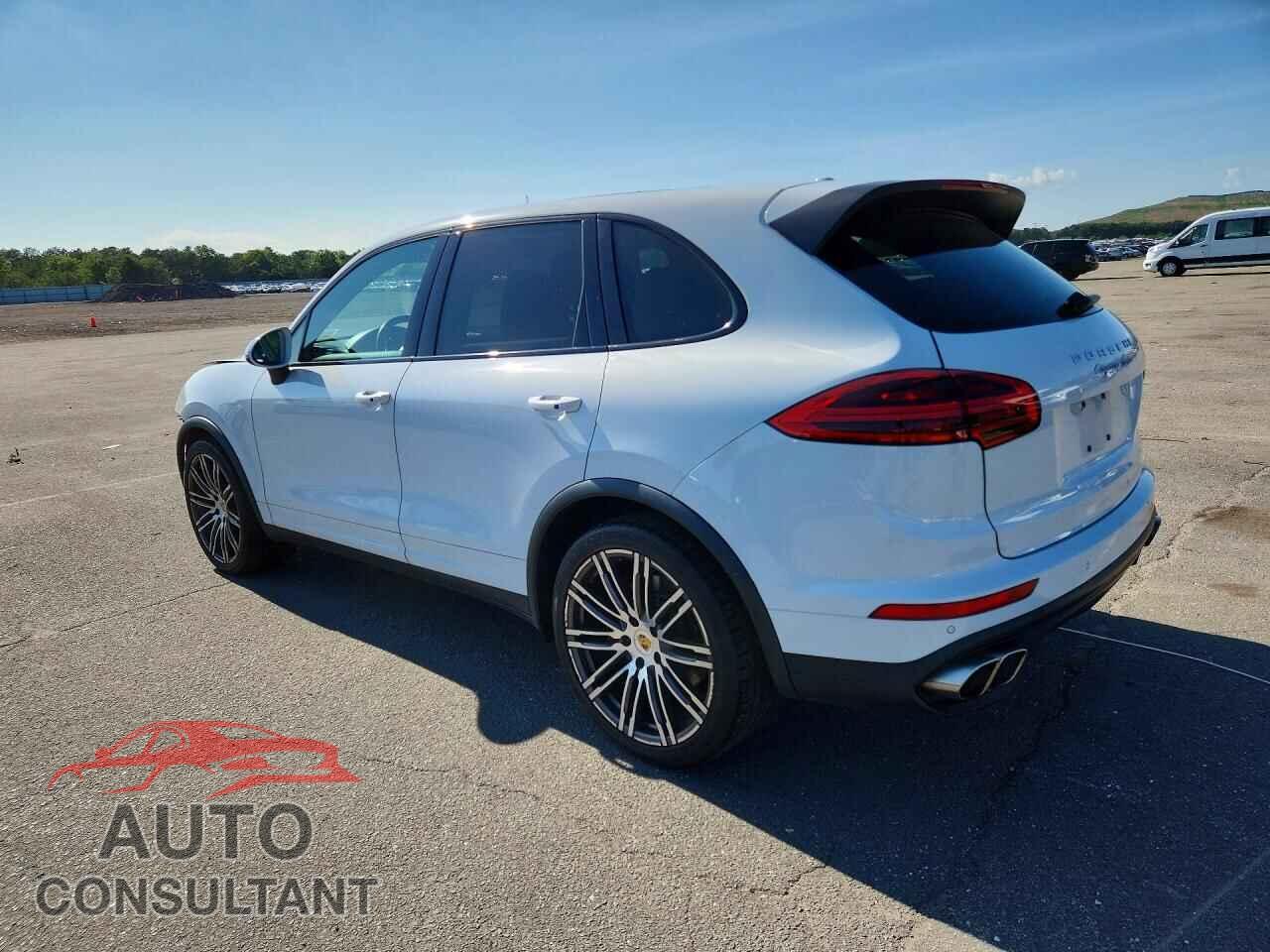 PORSCHE CAYENNE 2015 - WP1AC2A28FLA81147