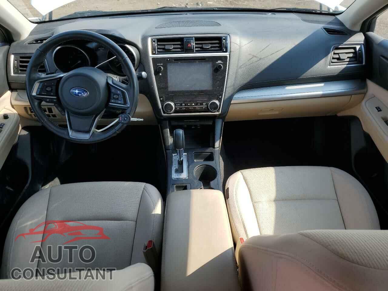 SUBARU LEGACY 2018 - 4S3BNAF60J3042017