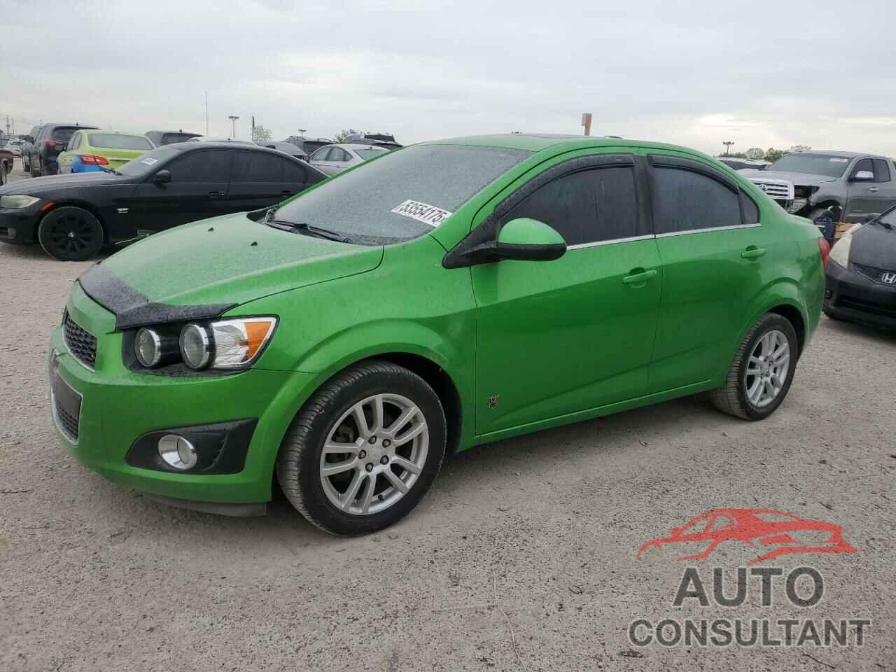 CHEVROLET SONIC 2015 - 1G1JC5SH3F4173372
