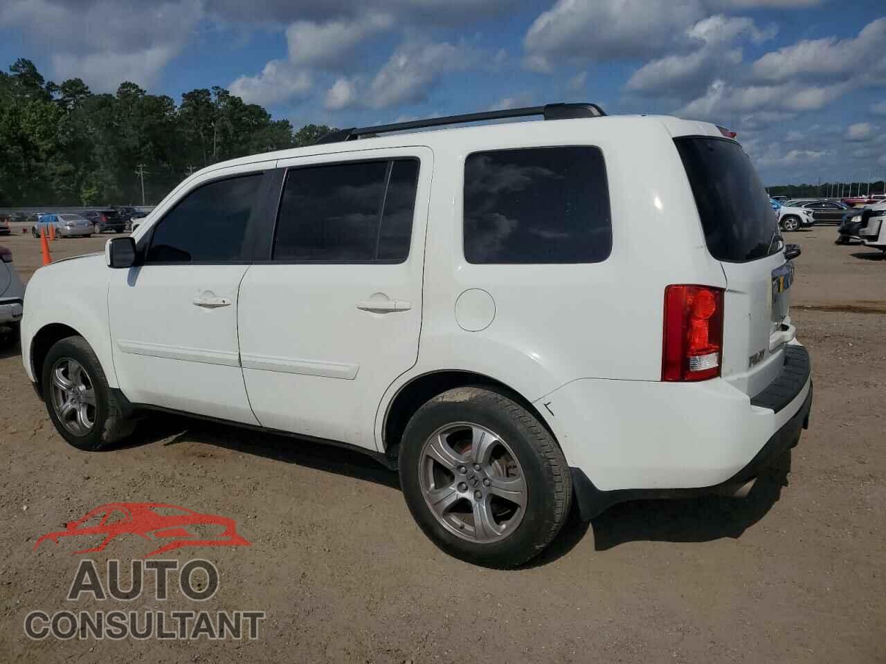 HONDA PILOT 2015 - 5FNYF3H55FB025165