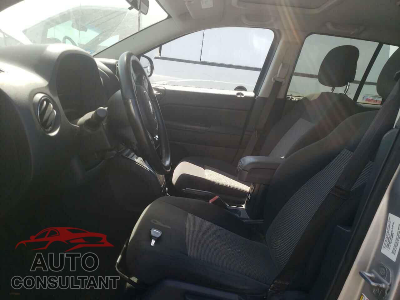 JEEP COMPASS 2011 - 1J4NF1FB1BD282397