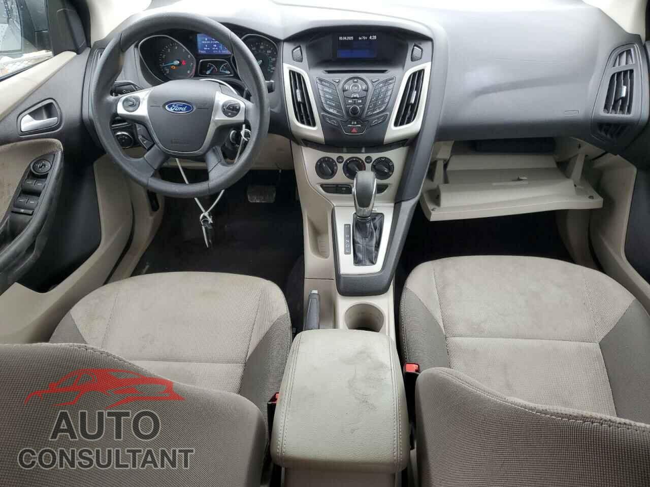 FORD FOCUS 2014 - 1FADP3F2XEL104322