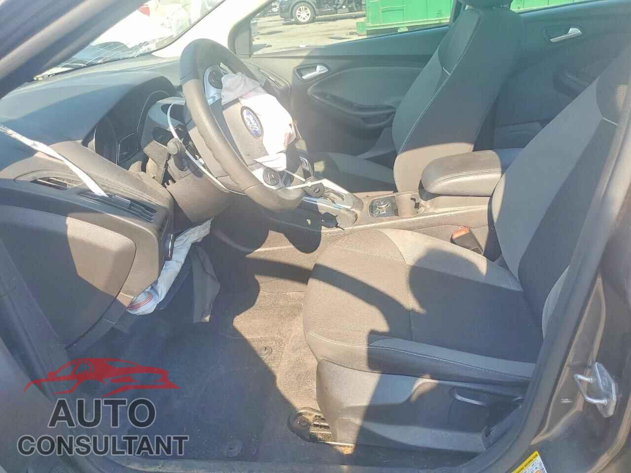 FORD FOCUS 2014 - 1FADP3K24EL141274