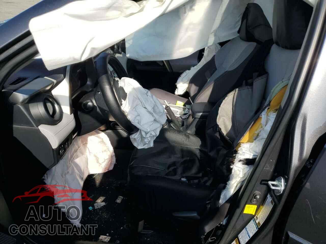 TOYOTA RAV4 2015 - JTMRFREV1FJ044784