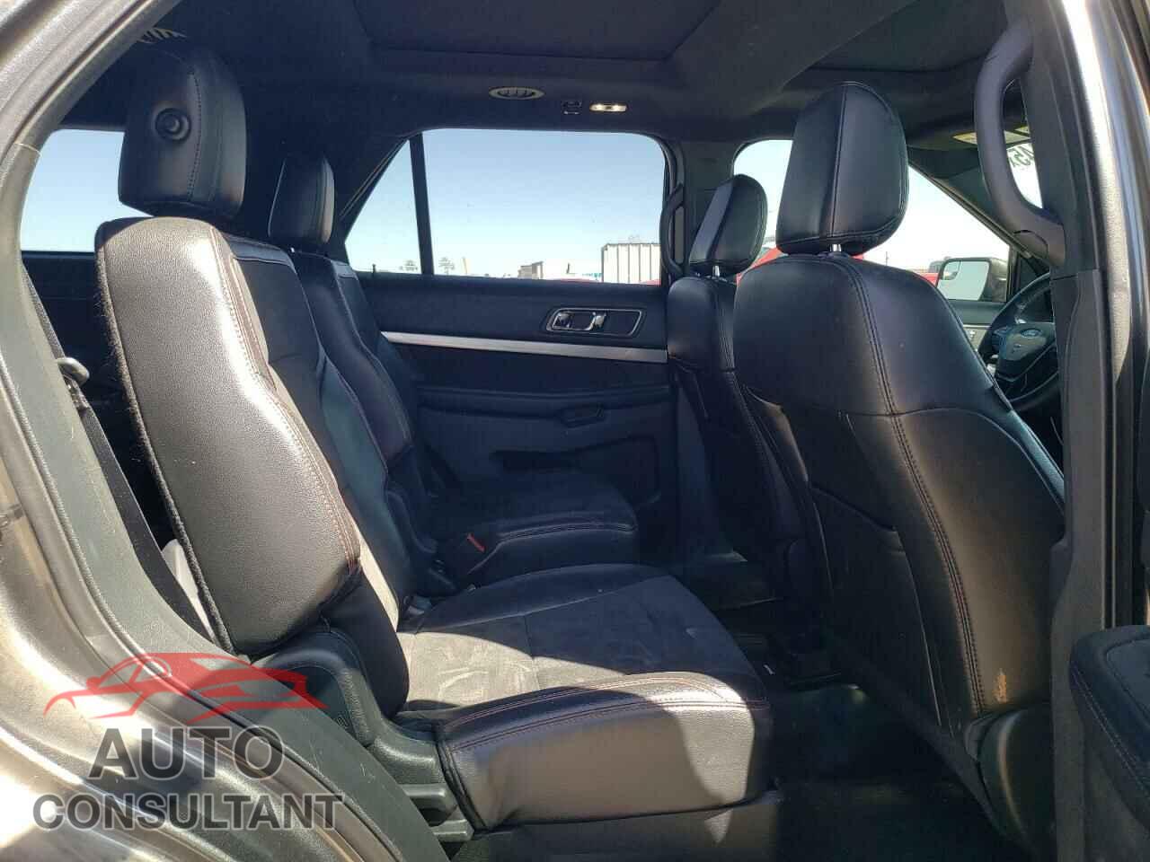 FORD EXPLORER 2018 - 1FM5K7D85JGB88351