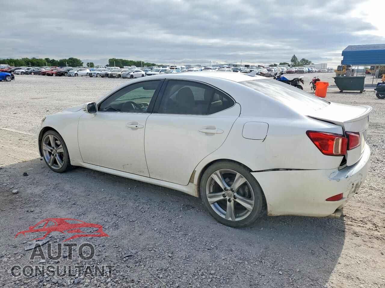 LEXUS IS 2011 - JTHBF5C2XB5147240