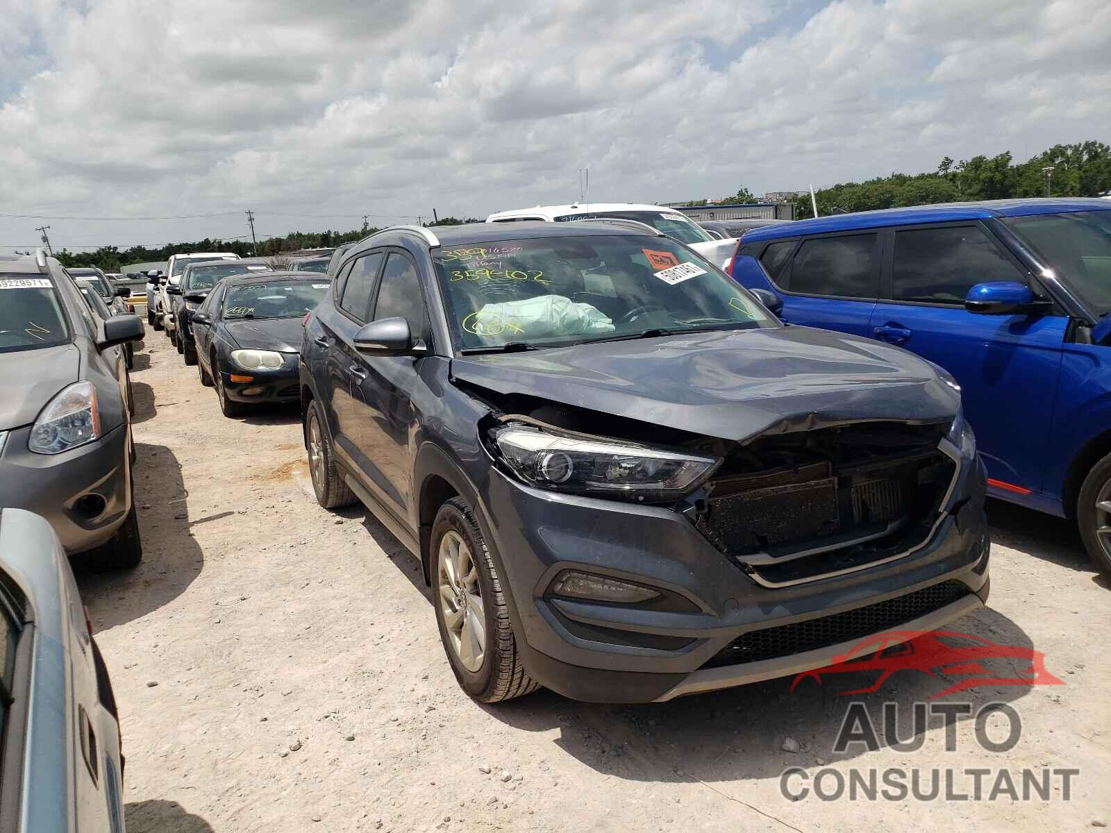 HYUNDAI TUCSON 2017 - KM8J33A28HU359402