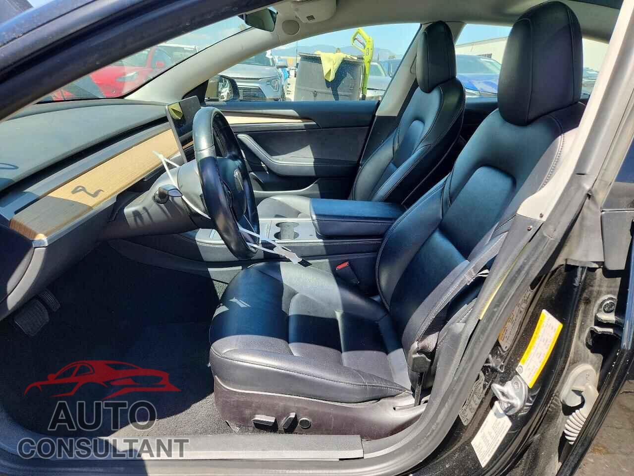 TESLA MODEL 3 2022 - 5YJ3E1EA2NF285766