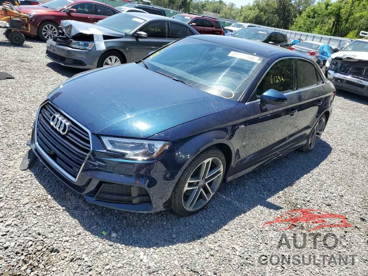 AUDI A3 2017 - WAUJ8GFF4H1067687