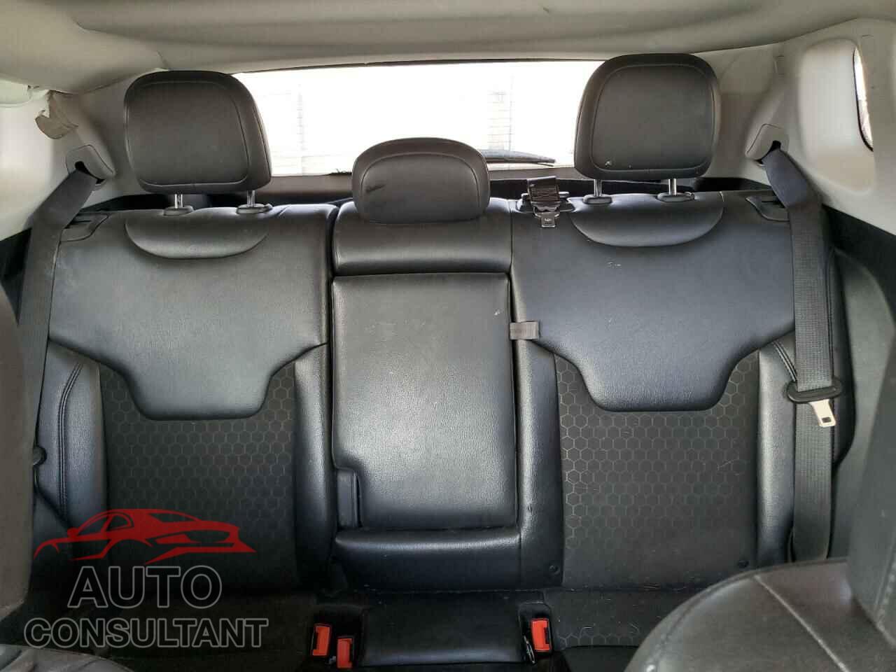 JEEP COMPASS 2021 - 3C4NJDBB4MT557060