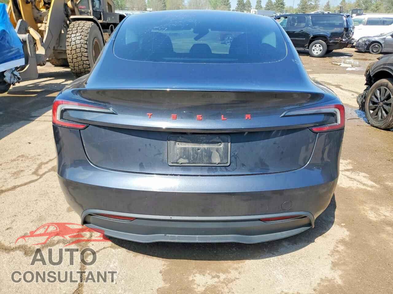 TESLA MODEL 3 2024 - 5YJ3E1EA7RF721713