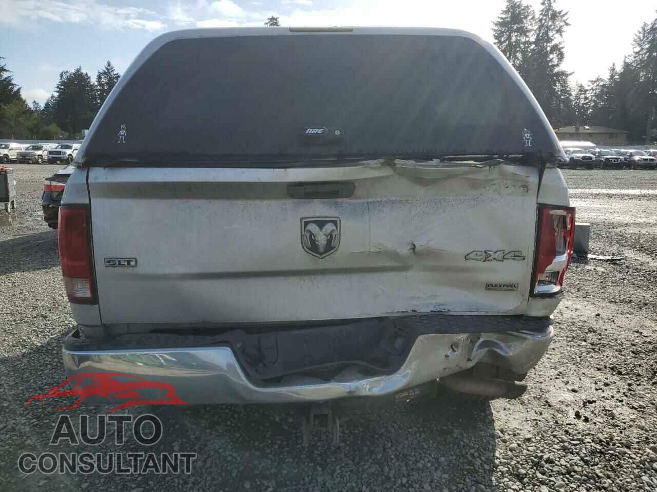 DODGE RAM 1500 2012 - 1C6RD7GP0CS245419
