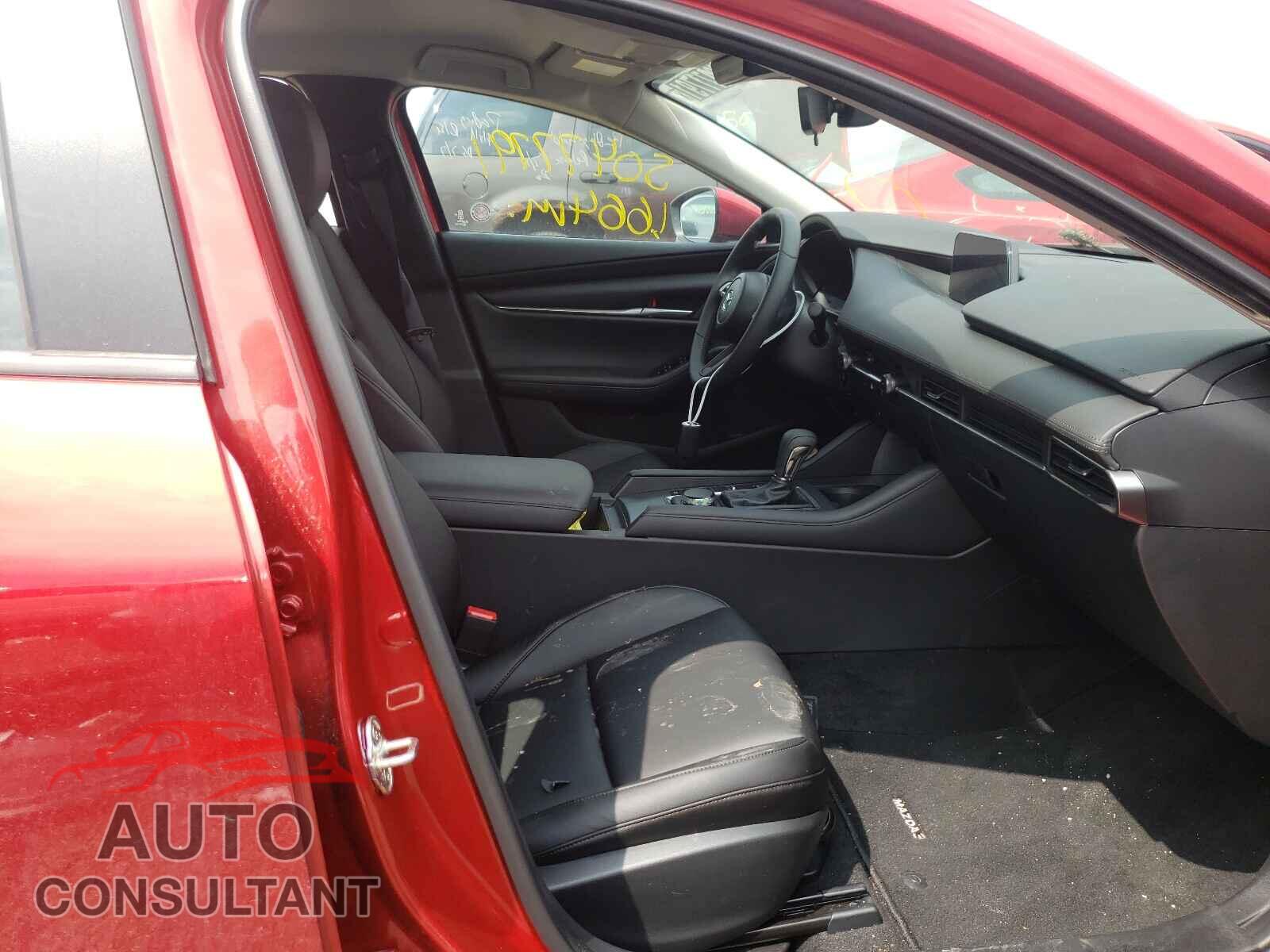 MAZDA 3 2021 - JM1BPABL7M1321521