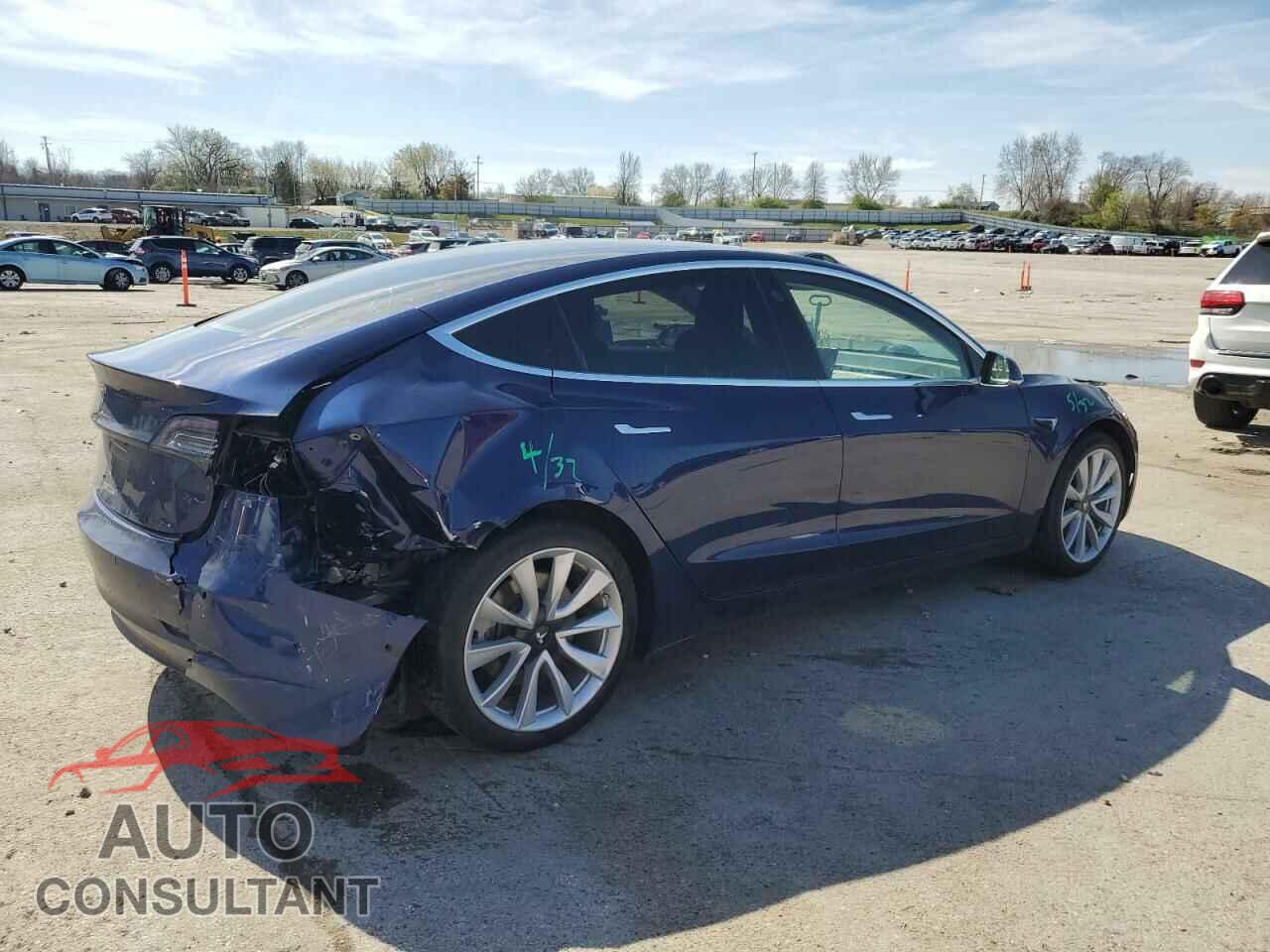 TESLA MODEL 3 2018 - 5YJ3E1EB2JF091824