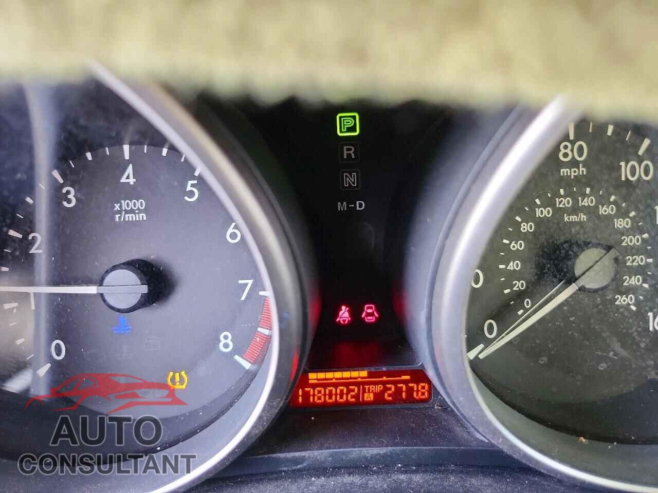 MAZDA 3 2011 - JM1BL1VF3B1426491