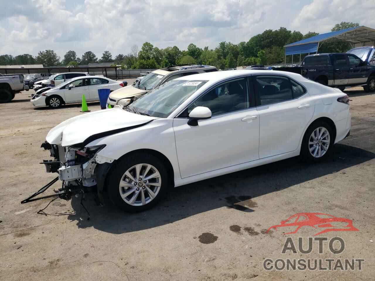 TOYOTA CAMRY 2024 - 4T1C11AK7RU204571