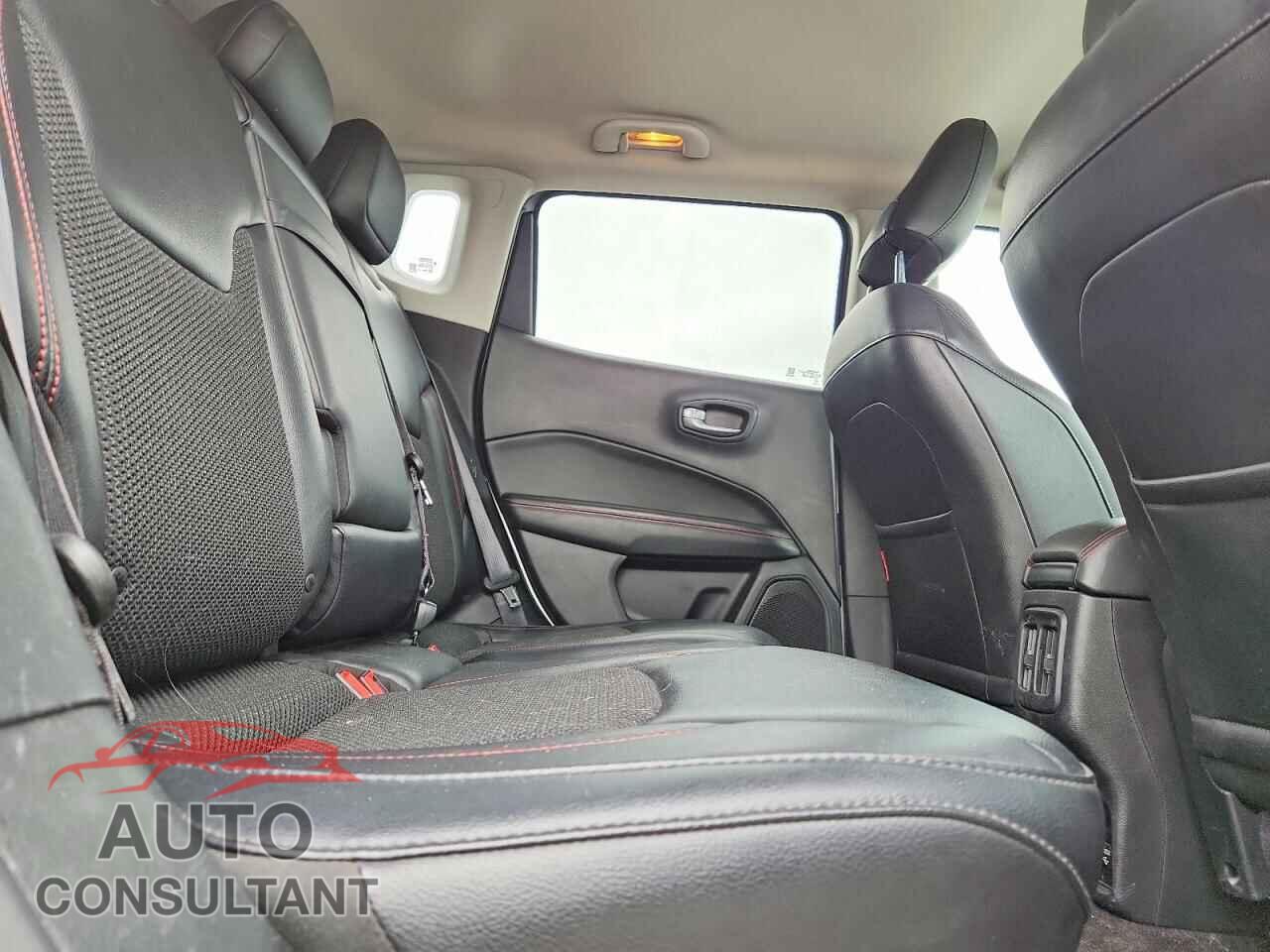 JEEP COMPASS 2017 - 3C4NJDDB9HT660266