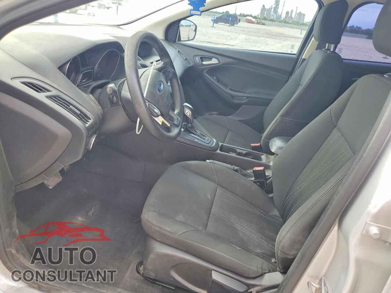 FORD FOCUS 2016 - 1FADP3F29GL321993