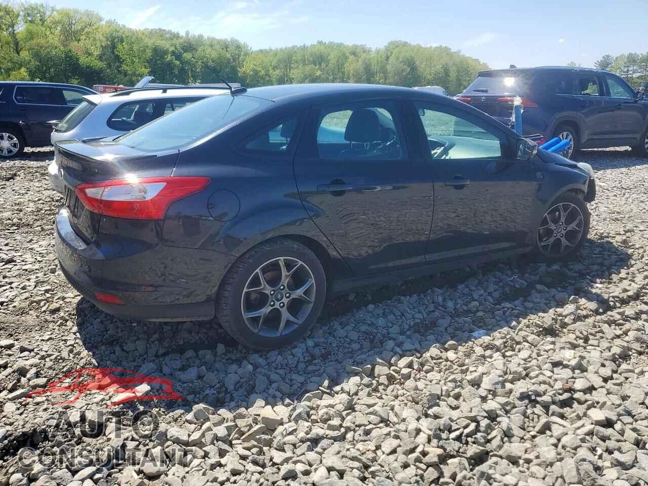FORD FOCUS 2013 - 1FADP3F25DL320092
