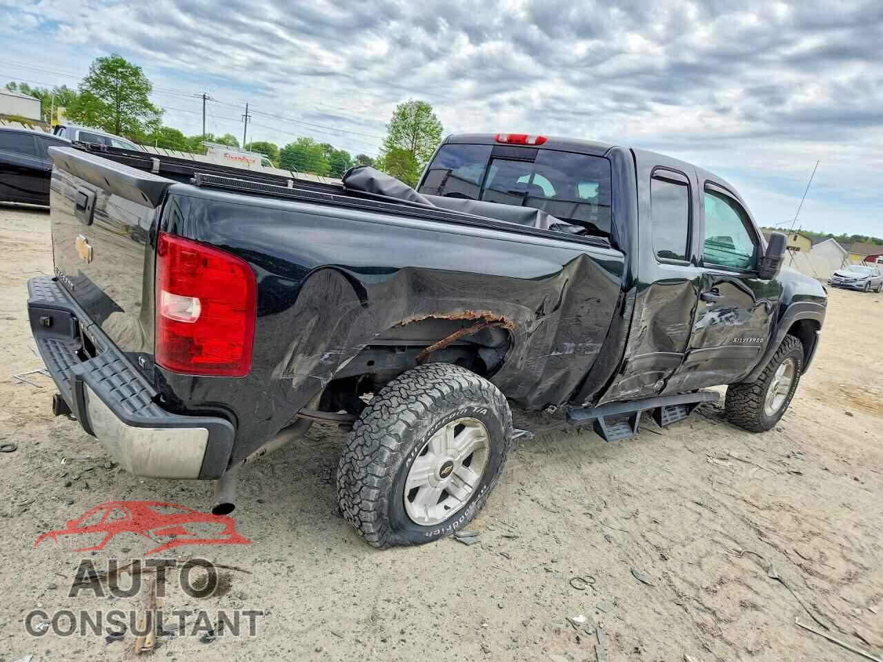 CHEVROLET SILVERADO 2013 - 1GCRKSE74DZ208564