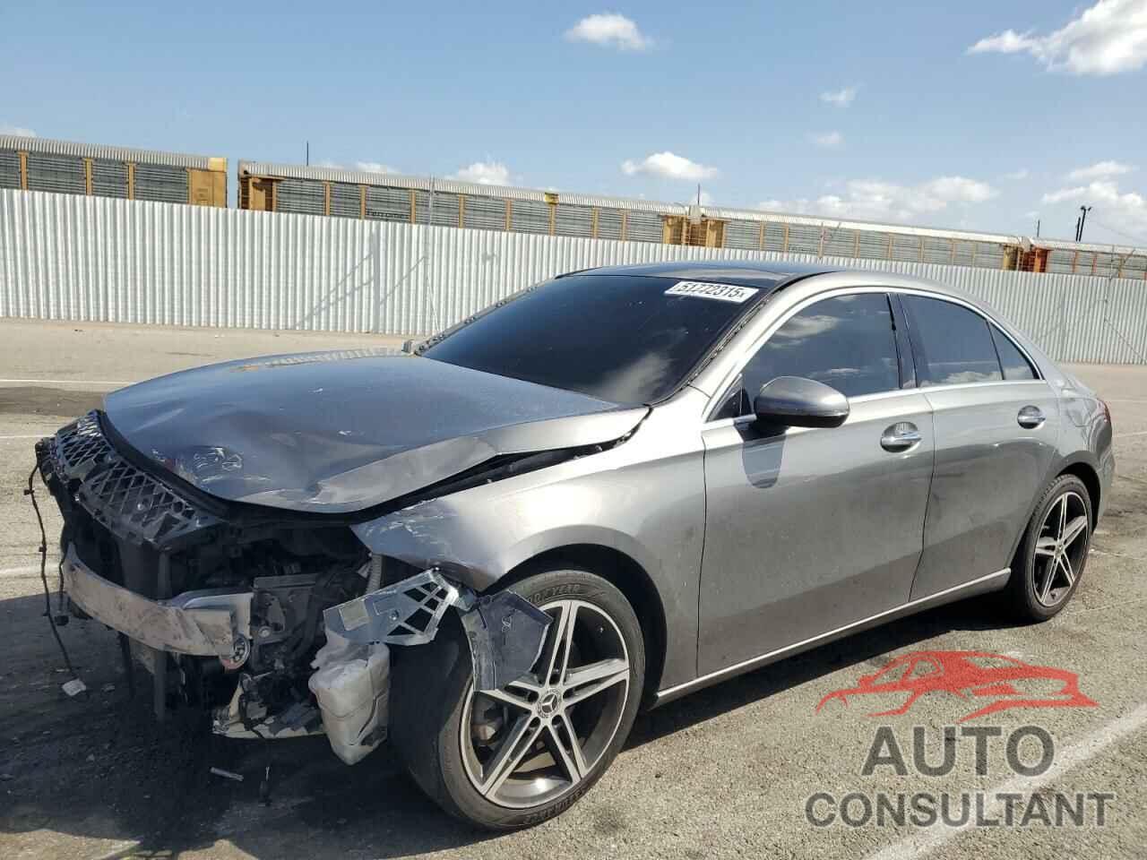 MERCEDES-BENZ A-CLASS 2019 - WDD3G4EB9KW025155