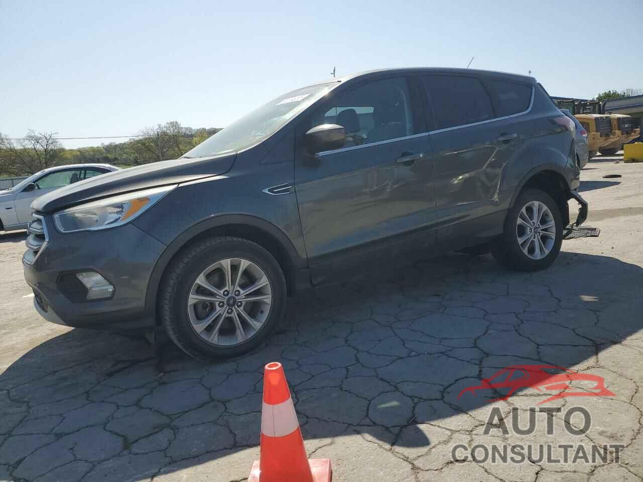 FORD ESCAPE 2017 - 1FMCU0G98HUB04743