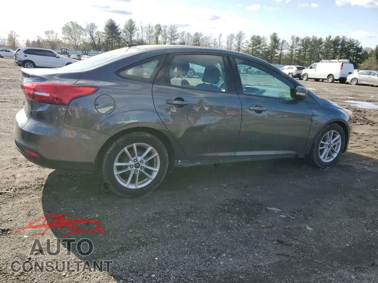 FORD FOCUS 2017 - 1FADP3F2XHL228322