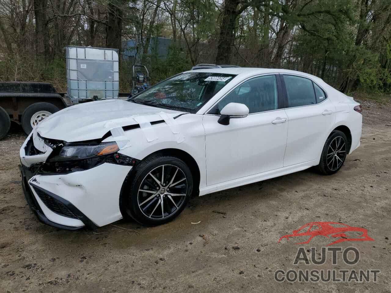 TOYOTA CAMRY 2022 - 4T1G11AKXNU052524