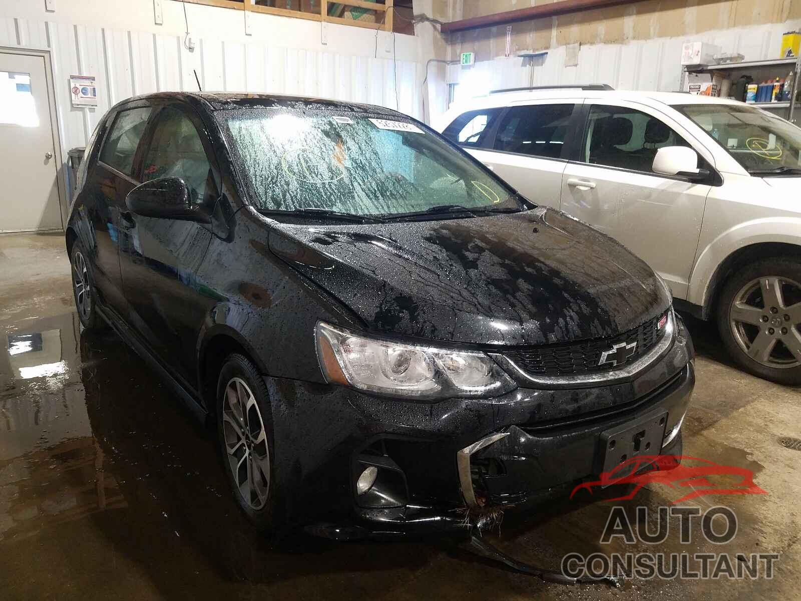 CHEVROLET SONIC 2018 - 1G1JD6SB9J4135104