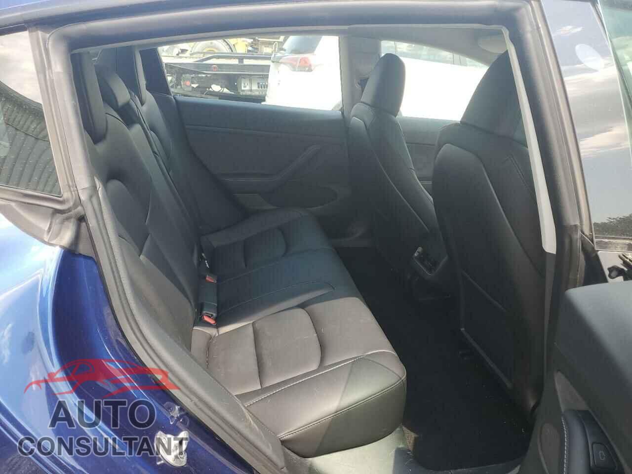 TESLA MODEL 3 2023 - 5YJ3E1EA1PF495455