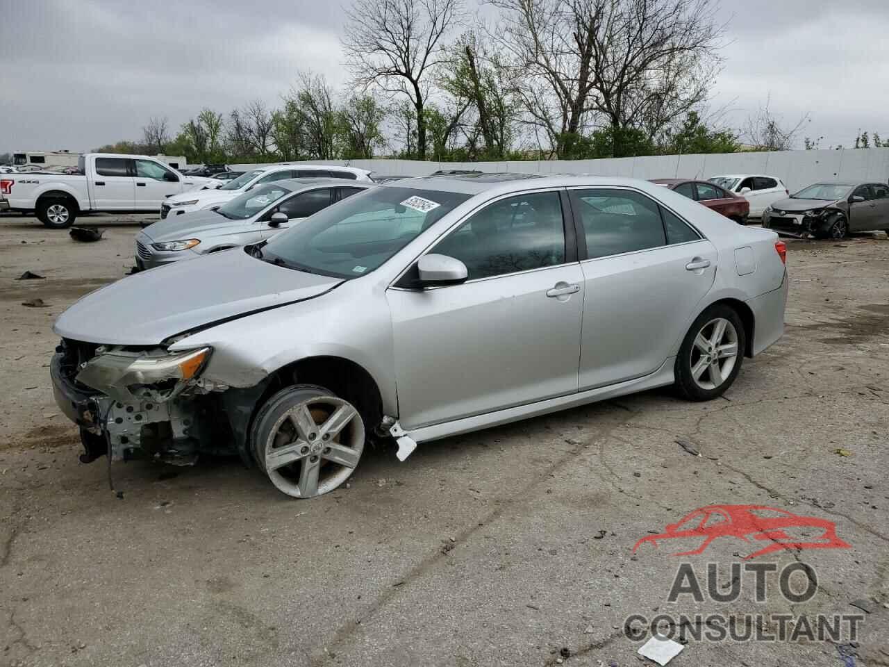 TOYOTA CAMRY 2013 - 4T1BF1FK4DU649008