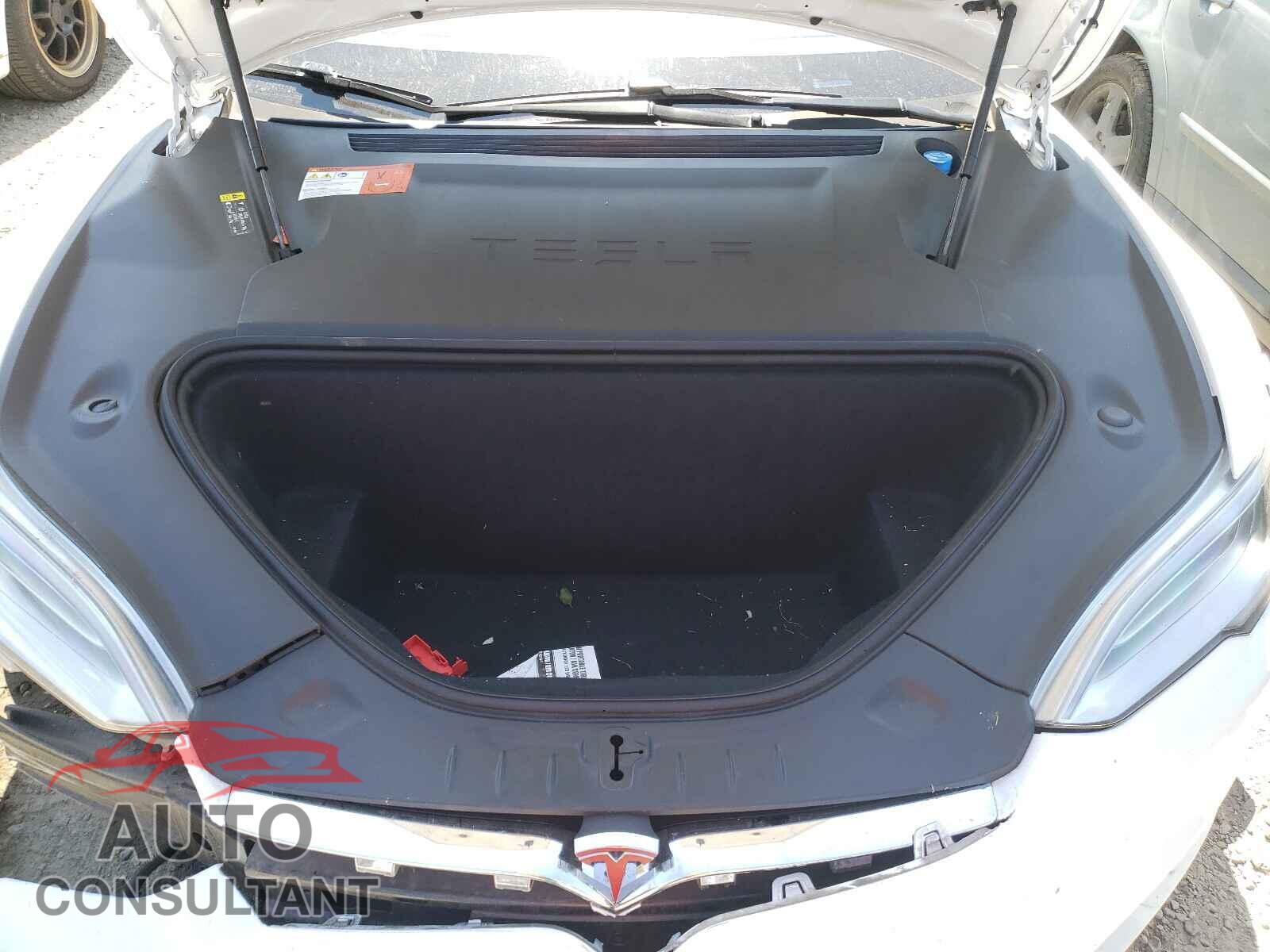 TESLA MODEL S 2018 - 5YJSA1E26JF247399
