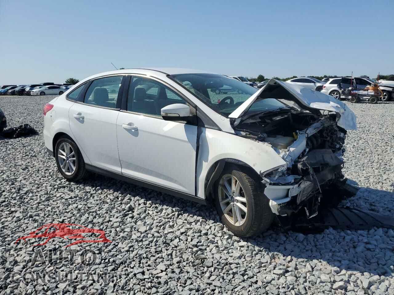 FORD FOCUS 2017 - 1FADP3F28HL202219