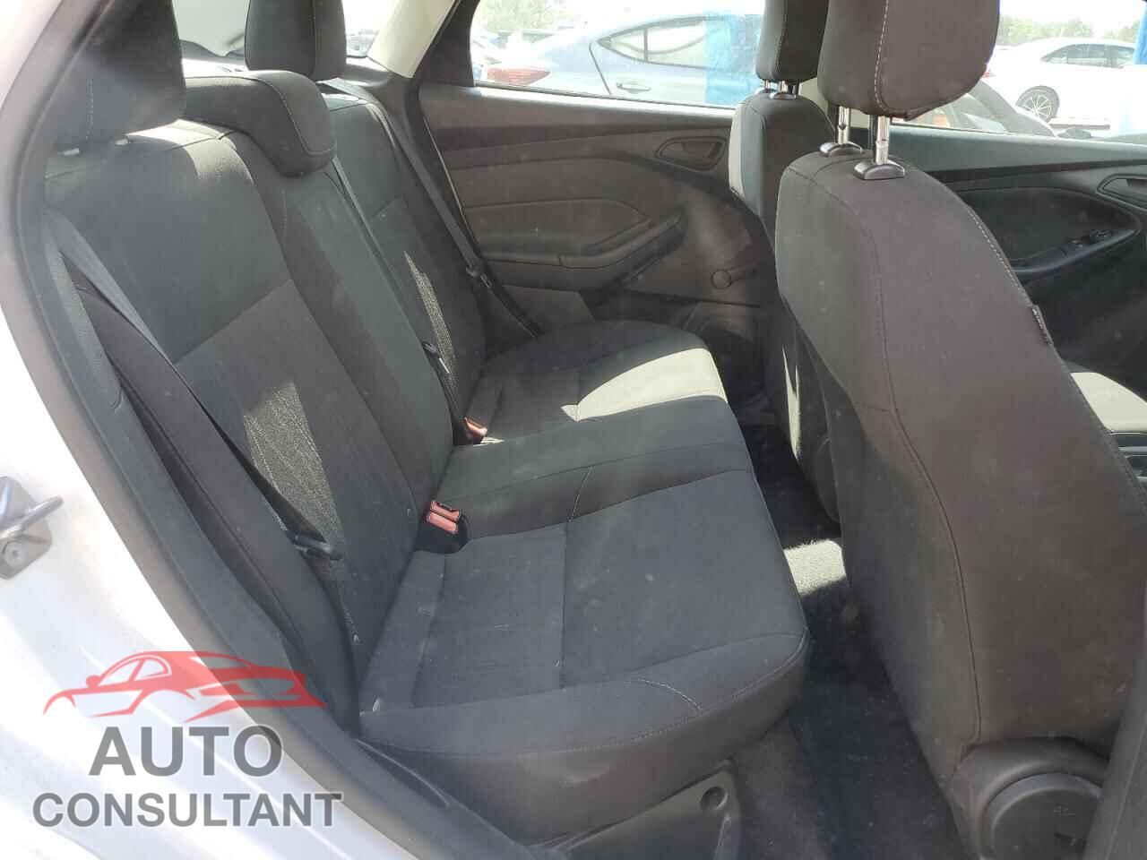 FORD FOCUS 2016 - 1FADP3E26GL250074