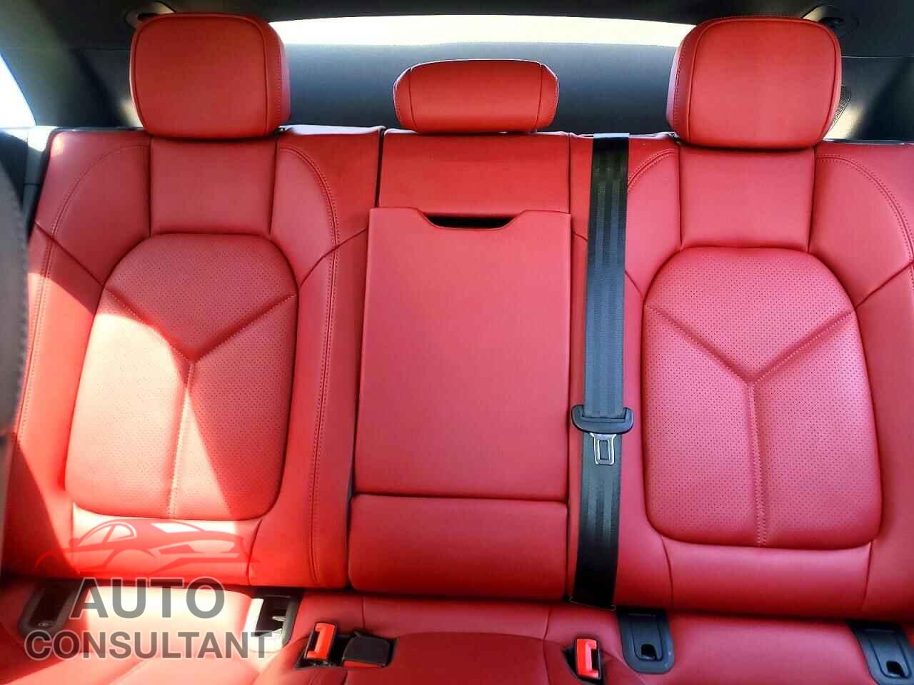 PORSCHE MACAN 2025 - WP1AA2A54SLB00657
