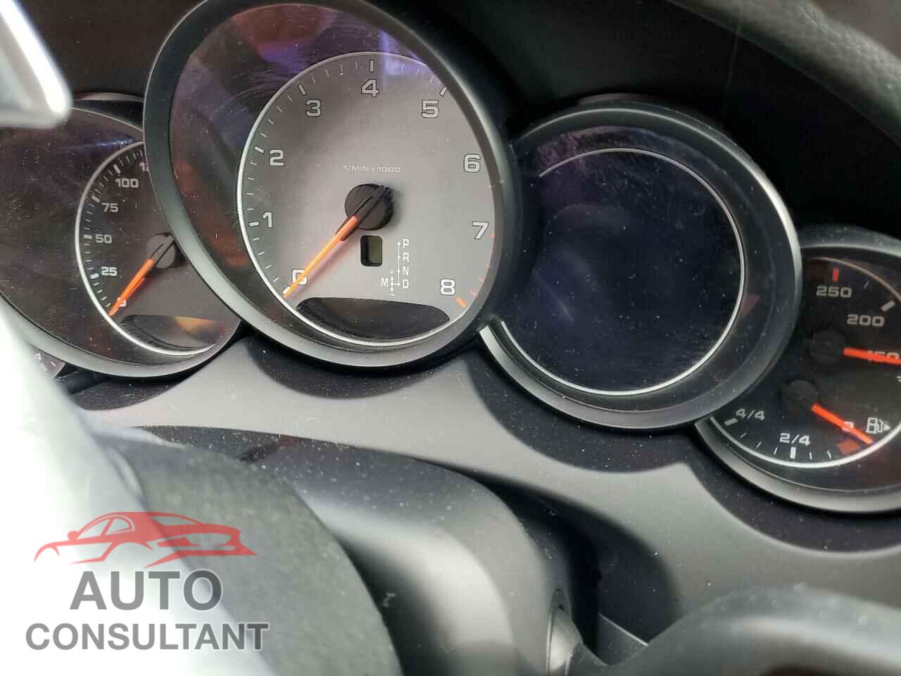 PORSCHE CAYENNE 2018 - WP1AB2A28JLA60262