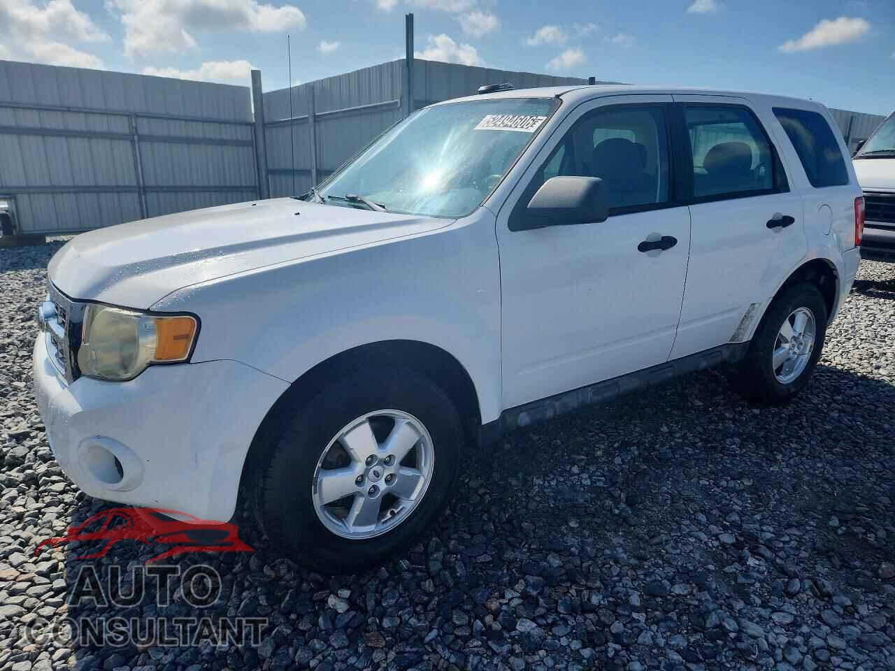 FORD ESCAPE 2009 - 1FMCU02799KC84754